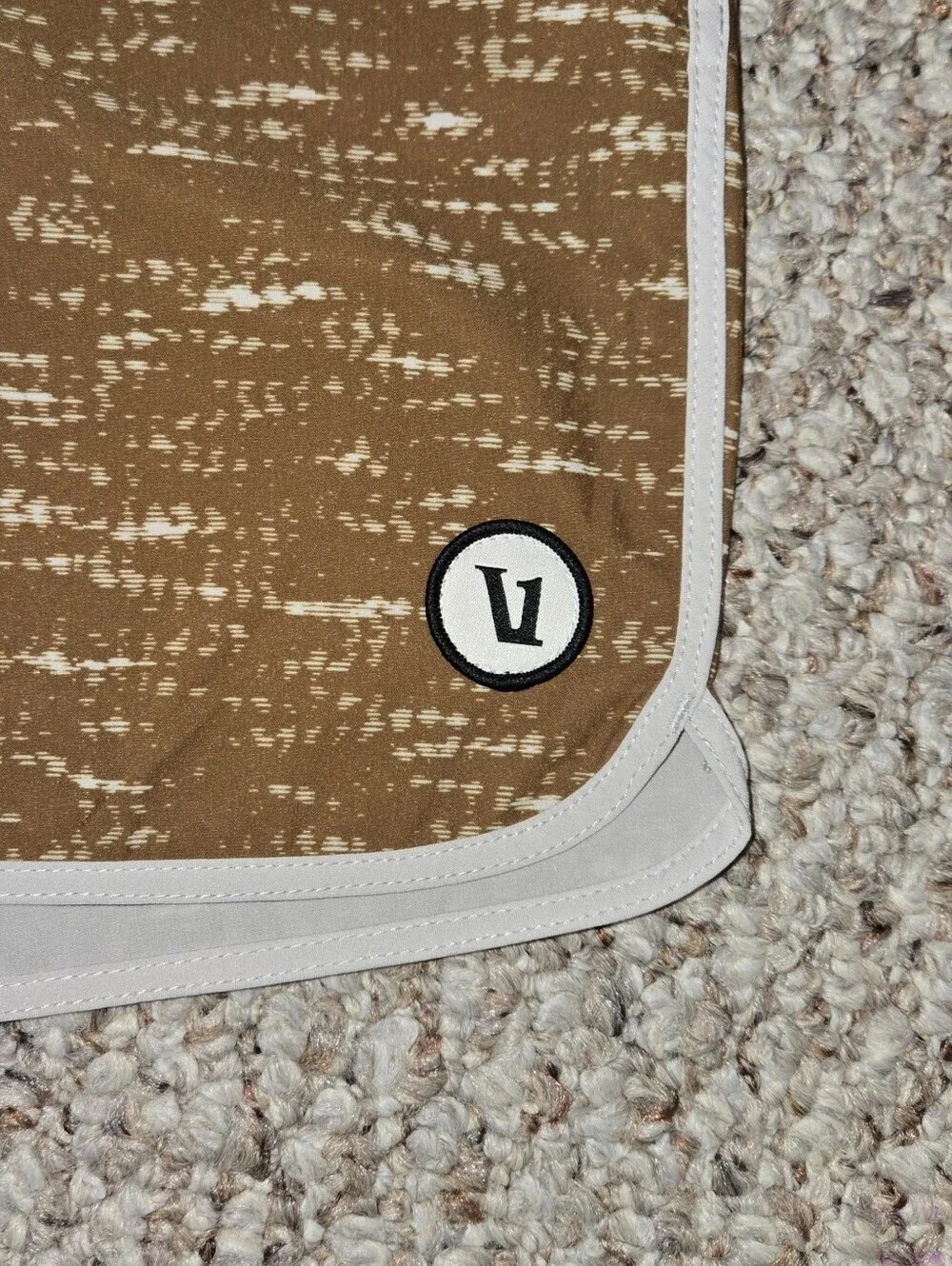 NWT Vuori Men’s Cruise Board Shorts Color Caramel Slub Yellow Size 36